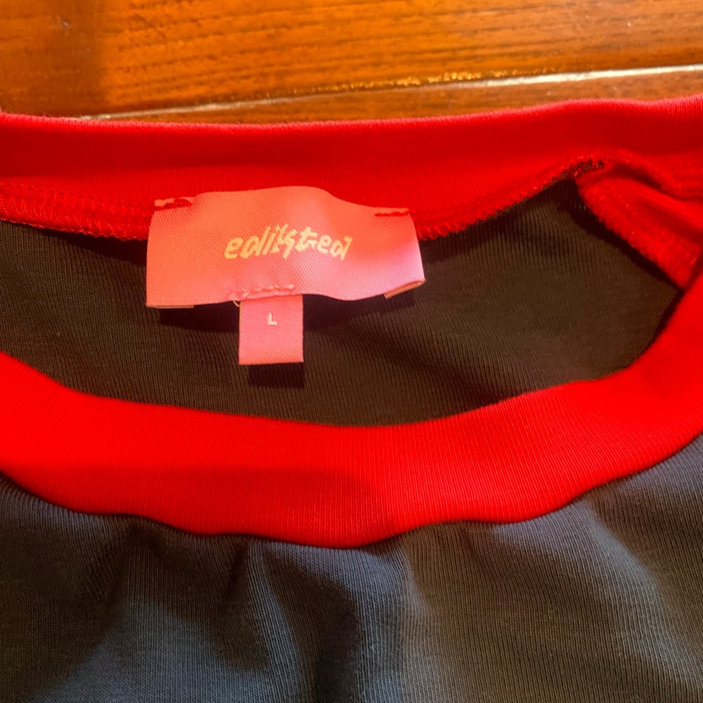 edikted Tee Women’s L Tommi Raglan Red Blue Colorblock Crew Long Sleeve T-Shirt - Picture 3 of 9